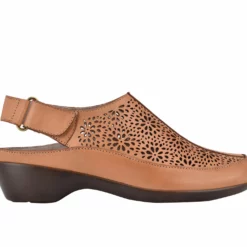 Women's Easy Spirit Dawn Clogs