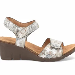 Women's Comfortiva Abria Wedge Sandals