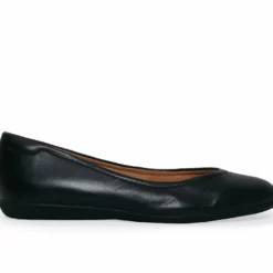 Women's Naturlizer Vivienne Flats