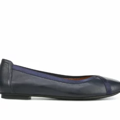 Women's Vionic Caroll Flats