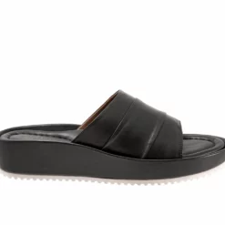 Women's Softwalk Ezra Sandals