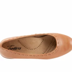 Women's Trotters Dixie Flats -Shoe Sales Shop 139303 295448 6