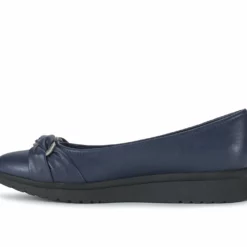 Women's Baretraps Aurora Flats -Shoe Sales Shop 152523 347138 3