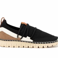 Women's Yellow Box Junior Casual Slip On Sneakers