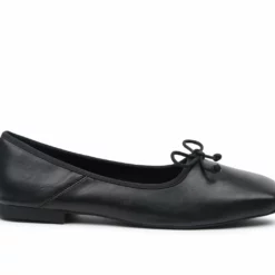 Women's Madden Girl Vinyard Flats