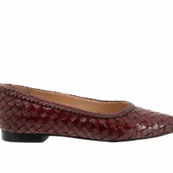 Women's Trotters Emmie Slip On Shoes