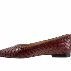 Women's Trotters Emmie Slip On Shoes -Shoe Sales Shop 158005 344862 3