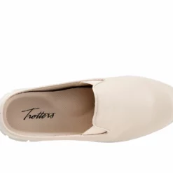 Women's Trotters Uma Clogs -Shoe Sales Shop 139387 295725 6